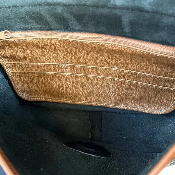 Vintage Dooney & Bourke Carrier Crossbody Bag (Navy/Tan) - Picture 9 of 15